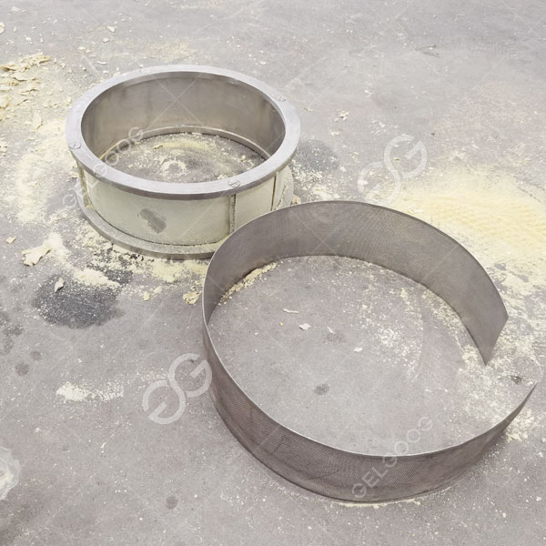 máy nghiền bột gừng.jpg